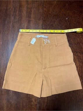 7115 by Szeki High-Rise Camel Women’s Tailored Shorts